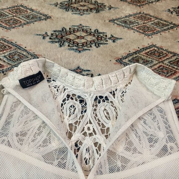 Stunning Topshop Crocheted Lace & Mesh Sleeveless Blouse - Size 4 - Picture 9 of 16